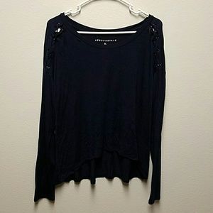 High-low navy blue long sleeve with sleeve detail